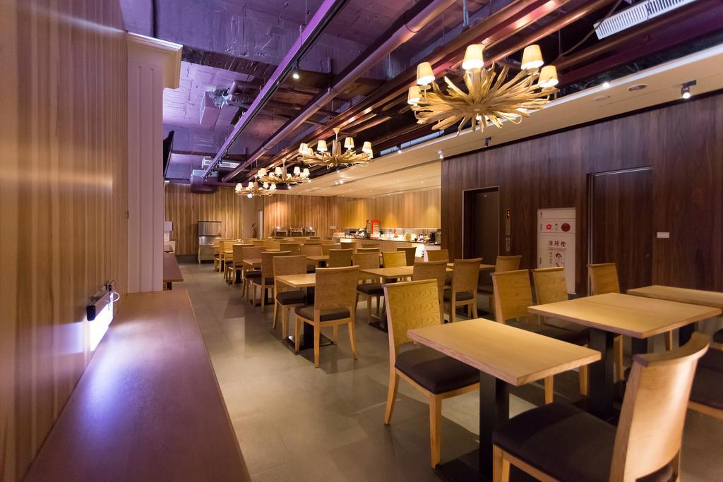 麗馨商旅七賢館 Hotel Kaohsziung Kültér fotó